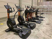 Technogym mix 5x cardio excite 500led overige cardiotoestellen - afbeelding 2 van  7