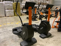 Technogym mix 5x cardio excite 500led overige cardiotoestellen - afbeelding 6 van  7