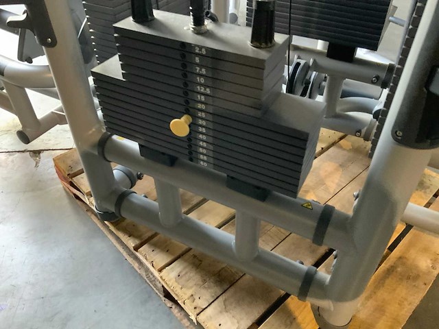 Technogym mj5 multistation krachtstation - afbeelding 10 van  12