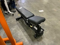Technogym pure adjustable bench krachtstation - afbeelding 4 van  4