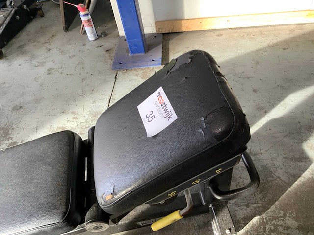 Technogym pure adjustable bench krachtstation - afbeelding 4 van  5