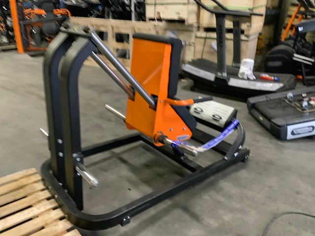 Technogym pure calfpress krachtstation - afbeelding 4 van  6