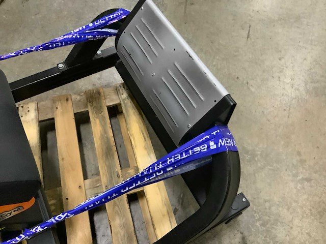 Technogym pure calfpress krachtstation - afbeelding 3 van  5