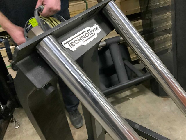 Technogym pure calfpress krachtstation - afbeelding 5 van  5