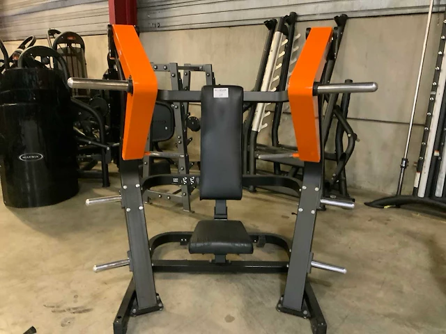 Technogym pure chestpress krachtstation - afbeelding 1 van  5