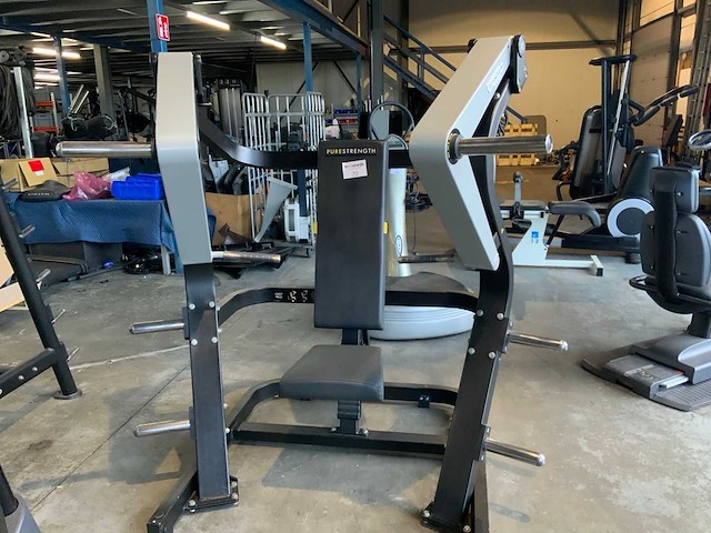Technogym pure chestpress krachtstation - afbeelding 1 van  5