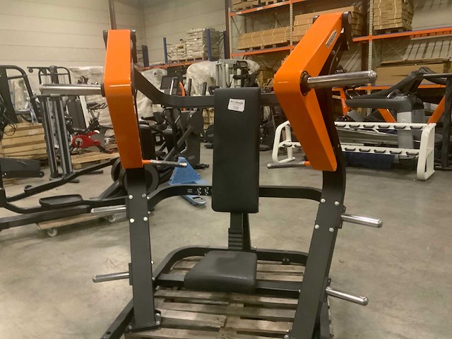 Technogym pure chestpress krachtstation - afbeelding 1 van  7