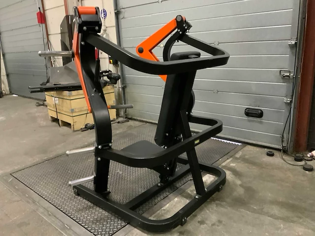 Technogym pure chestpress krachtstation - afbeelding 3 van  5