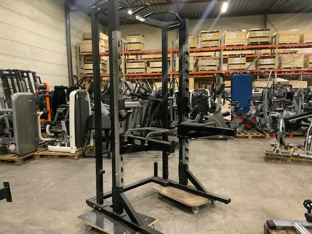 Technogym pure half rack krachtstation - afbeelding 1 van  6