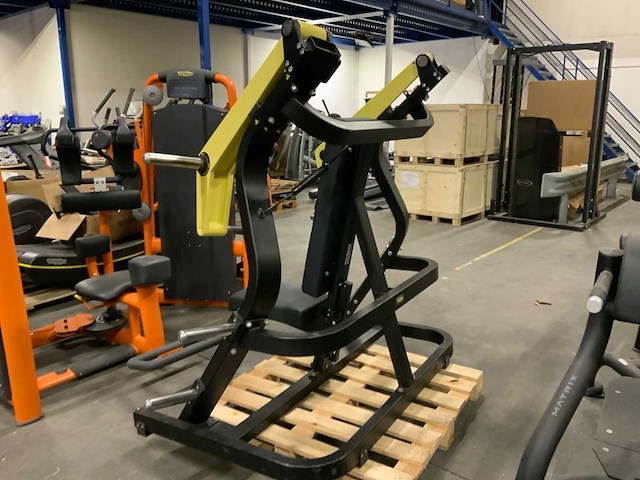 Technogym pure incline chest krachtstation - afbeelding 4 van  4