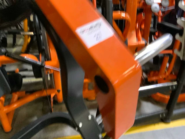 Technogym pure incline chestpress krachtstation - afbeelding 4 van  4