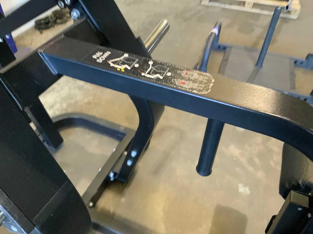 Technogym pure latpull down krachtstation - afbeelding 3 van  4