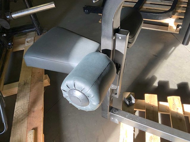 Technogym pure latpulley krachtstation - afbeelding 4 van  4