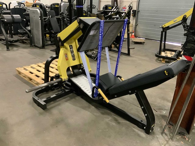 Technogym pure legpress krachtstation - afbeelding 2 van  4