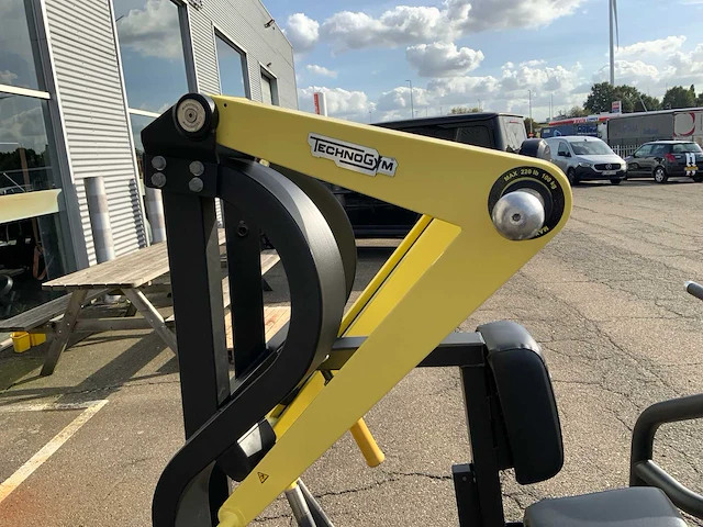 Technogym pure low row krachtstation - afbeelding 6 van  7