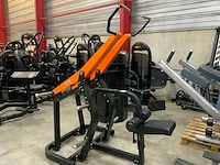 Technogym pure pulldown krachtstation - afbeelding 1 van  4