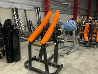 Technogym pure pulldown krachtstation - afbeelding 4 van  4