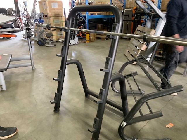 Technogym rek;barbell rek;stang 3 stuks totaal krachtstation - afbeelding 3 van  5