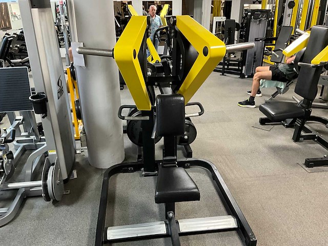 Technogym row machine fitness gym machine - afbeelding 1 van  6