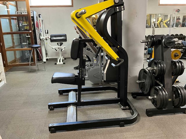 Technogym row machine fitness gym machine - afbeelding 6 van  6