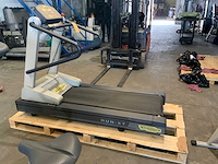 Technogym run xt treadmill loopband - afbeelding 1 van  4
