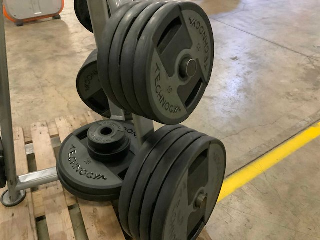 Technogym schijven pu 50mm met pure rek 10x20;8x10;2x5;6x2,5;2x1,25kg krachtstation - afbeelding 4 van  5