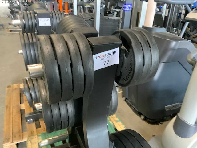 Technogym schijven + pure rek 8x20;7x10;8x5;6x2,5kg krachtstation - afbeelding 1 van  2