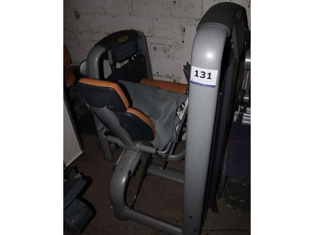 Technogym selection leg curl - afbeelding 1 van  2