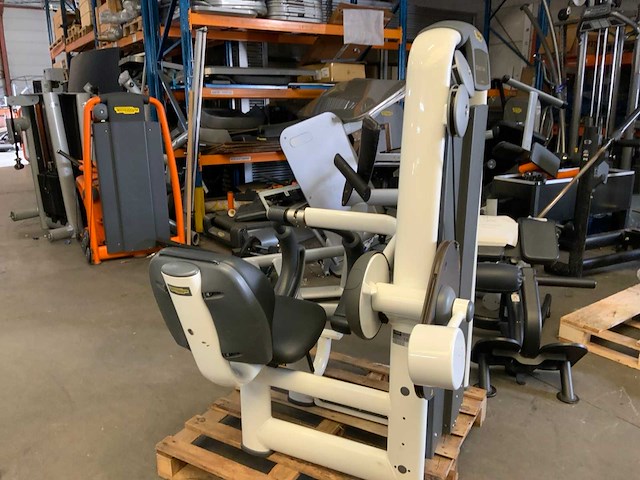 Technogym selection line abdominal crunch krachtstation - afbeelding 3 van  3