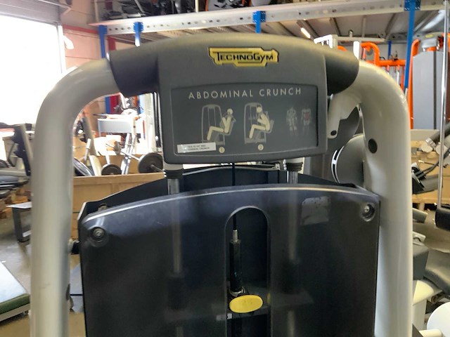 Technogym selection line abdominal crunch krachtstation - afbeelding 3 van  5