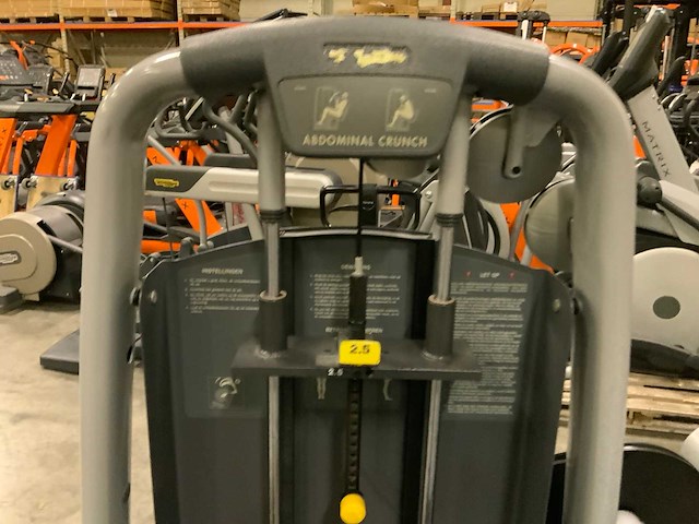 Technogym selection line abdominal crunch krachtstation - afbeelding 3 van  4