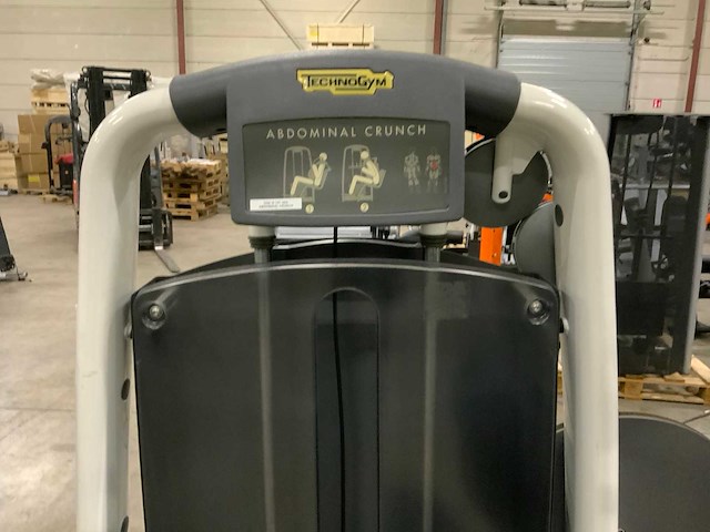 Technogym selection line abdominal crunch krachtstation - afbeelding 2 van  4