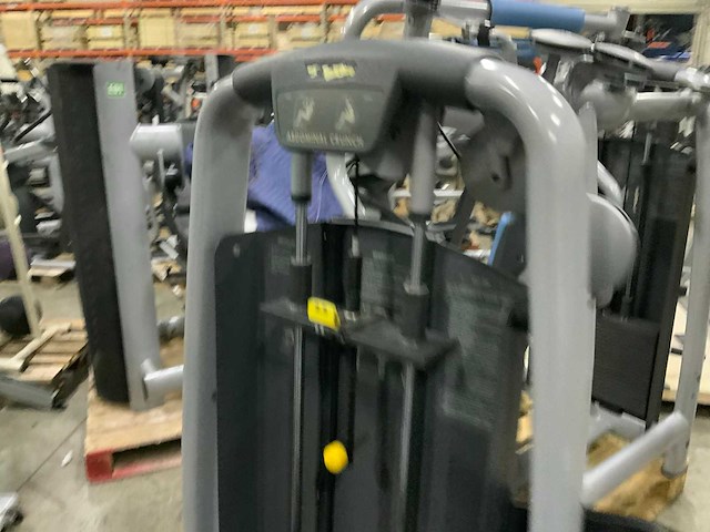 Technogym selection line abdominal crunch krachtstation - afbeelding 2 van  4