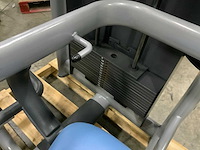 Technogym selection line abdominal crunch krachtstation - afbeelding 3 van  4