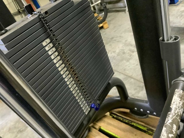 Technogym selection line easy chin dip krachtstation - afbeelding 4 van  7