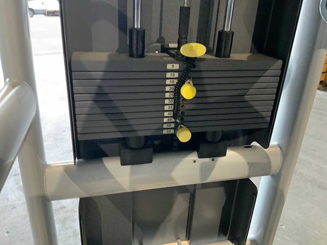 Technogym selection line glute krachtstation - afbeelding 4 van  7