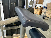 Technogym selection line glute krachtstation - afbeelding 5 van  7