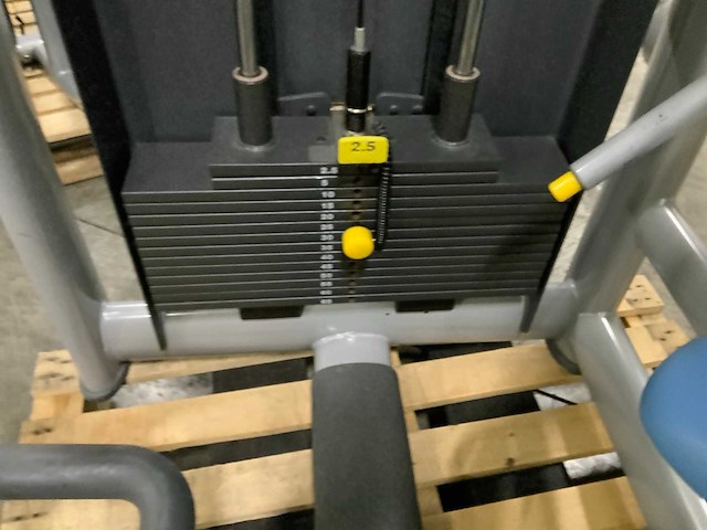 Technogym selection line lowerback krachtstation - afbeelding 4 van  5