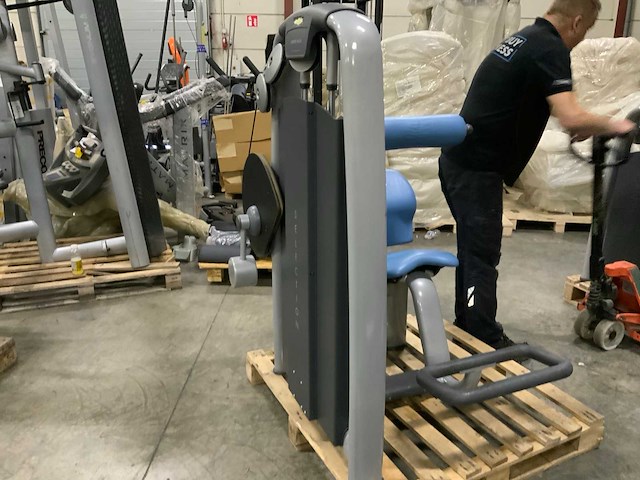Technogym selection line lowerback krachtstation - afbeelding 5 van  5