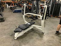 Technogym selection line olympische bench press krachtstation - afbeelding 1 van  5