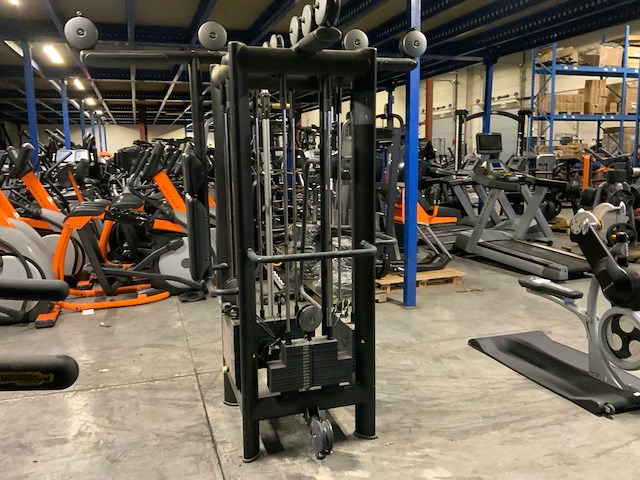 Technogym selection line pulley station krachtstation - afbeelding 5 van  8