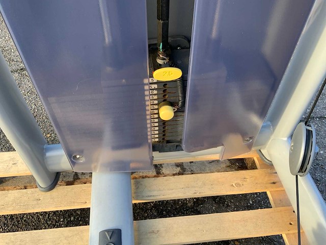 Technogym selection line rotary torso krachtstation - afbeelding 4 van  7