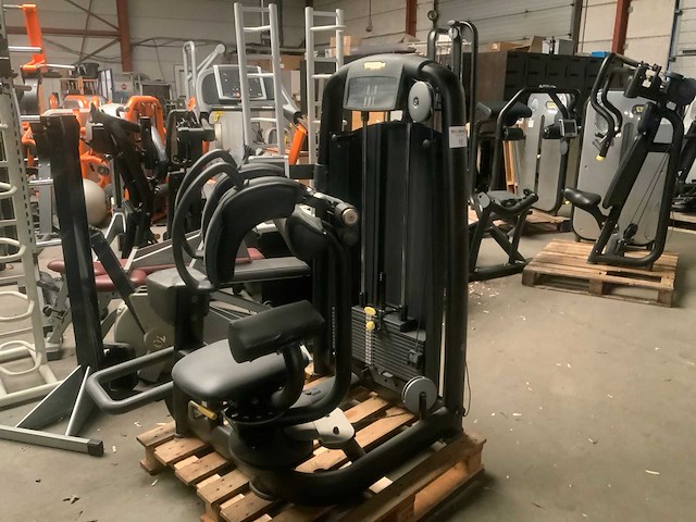 Technogym selection line rotary torso krachtstation - afbeelding 2 van  8