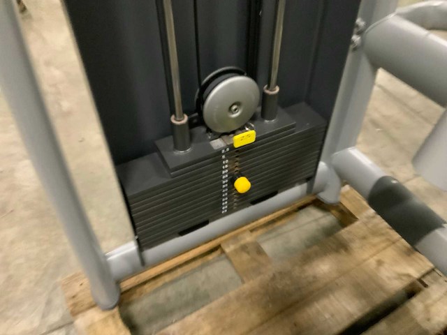 Technogym selection line upperback krachtstation - afbeelding 4 van  5