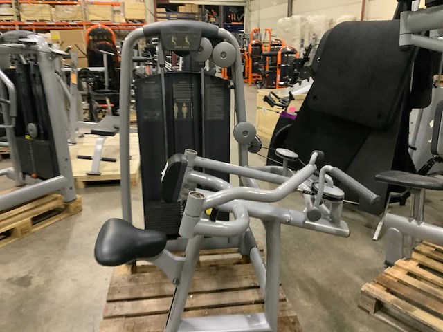 Technogym selection line upperback krachtstation - afbeelding 1 van  6