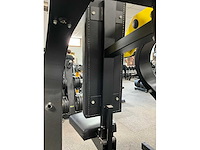 Technogym shoulder press fitness gym machine - afbeelding 8 van  8