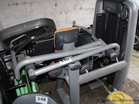 Technogym shoulder press