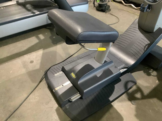Technogym top excite 700 led crosstrainer - afbeelding 5 van  6