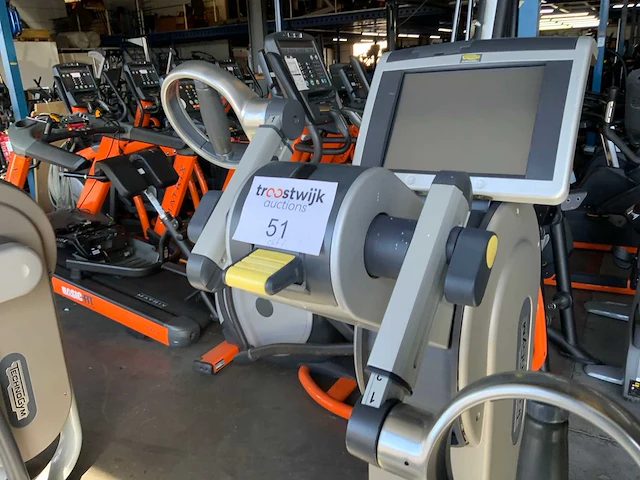 Technogym top excite 700 tv overige cardiotoestellen - afbeelding 3 van  4