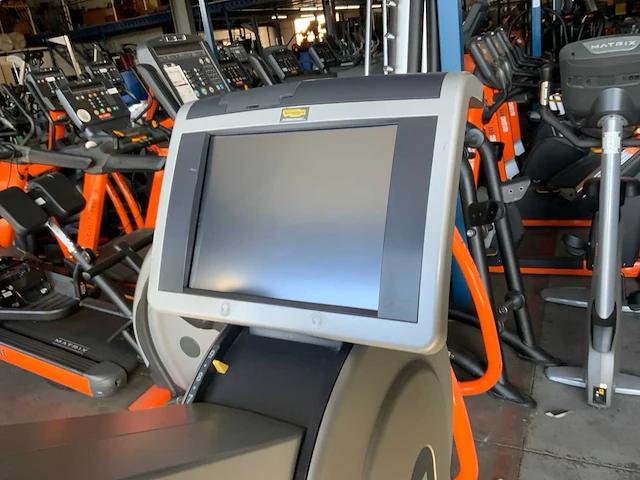 Technogym top excite 700 tv overige cardiotoestellen - afbeelding 4 van  5